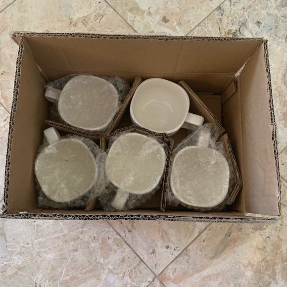 NWOT Ceramic Maker TEOCERA Coffee/Tea Mugs Set of 5 With Saucers Cups W/ Handle - Picture 1 of 6